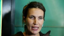 Sindikat traži od HZJZ-a prioritetno cijepljenje prosvjetara