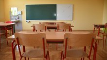 Učeniku odšteta jer mu je profesor vikao da je idiot