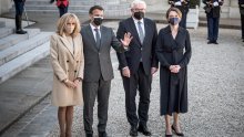 Nitko kao Brigitte Macron: Minimalizam je njezina modna formula od koje nikad ne odstupa
