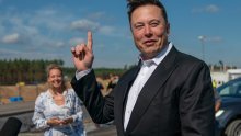 Musk se narugao Bezosu nakon što je pobijedio na natječaju