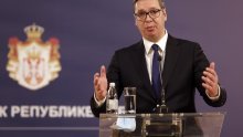 Vučić kaže da Hrvatska angažmanom u KFOR-u želi poniziti Srbiju