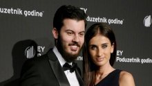 Procurila prva fotografija s vjenčanja Mate Rimca: Njegova Katarina umjesto klasične vjenčanice odabrala ludo dobar outfit