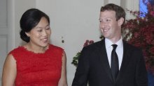 Iako nerado s javnosti dijeli svoju obiteljsku idilu, Mark Zuckerberg pohvalio se kćerima, a gdje drugdje nego na Facebooku