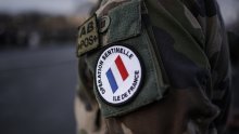 Francuskim vojnicima koji su upozorili na 'građanski rat' rečeno da odu iz vojske
