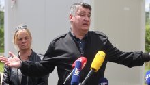 [FOTO] Milanović o otvaranju granica za izbore: Ako imate stranačku feštu na riječkom Korzu, može doći pola Crne Gore. Ako ne, onda ništa