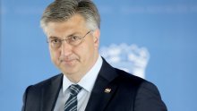 Plenković bez komentara o Milanoviću bez maske, ali zato potvrdio: Do kraja mandata nema zajedničkih vijenaca s predsjednikom