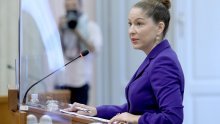 Burno u Saboru; zbog izvješća nove pravobraniteljice SDP-ovci nizali kritike; Zekanovića zanima što je sa slučajem Šegota-Kožić: Što je to normalna obitelj