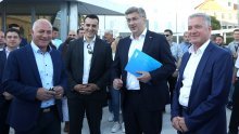 Premijer među Šibenčanima, u finalu kampanje došao podržati Pauka i Burića
