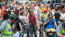 [FOTO] U Zagrebu Pride Ride, podršku dale saborska zastupnica Sandra Benčić i zagrebačka dogradonačelnica Danijela Dolenec