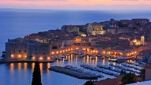 Dubrovnik dobio prvu pametnu svjetiljku