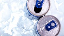 Energetska pića sadrže do 18 kockica šećera, zabranjeno ih je prodavati djeci u Litvi, Latviji i Švedskoj. U Hrvatskoj se mogu kupiti u školi