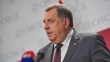 [VIDEO] Dodik vrijeđao i psovao zastupnika oporbe, njegovi stranački kolege mu oduševljeno pljeskali: 'Sramotno, ružno i za svaku osudu'