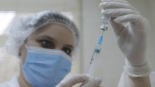 Pfizer i Moderna podigli cijenu cjepiva protiv covida-19 za EU; evo koje će biti skuplje