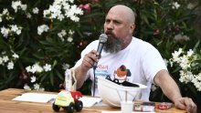 Boris Dežulović o devastaciji uvale Vruja: 'Ovo što vidite bili su Brijuni Josipovića, Mesića i Milanovića. Riječ je o okupiranom području'