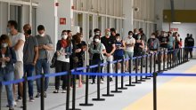 Raste broj zaraženih: SAD preporučuje da se ne putuje u Španjolsku i Portugal