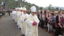'Oslonite se na izdržljivu povijest svoje Domovine!'