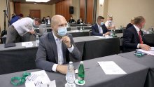 Zmajlović zbog 'brutalne izdaje' izrazio sućut biračima HSS-a