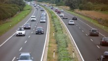 Za vikend na autocestama 42 posto vozila više nego u istom vikendu lani, ali i samo pet posto manje nego u 2019. godini