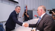 [FOTO] Domovinski pokret spasio HDZ u Splitsko-dalmatinskoj županiji, pa se raspao. Oporba bijesna: 'Ovo je tezgarenje'