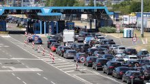 Pojačan promet na autocestama, stvaraju se kolone prema graničnim prijelazima Macelj i Bregana