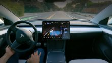 [FOTO/VIDEO] Musk pokazao napredak u autonomnoj vožnji,  predstavljen i 'Tesla Bot'