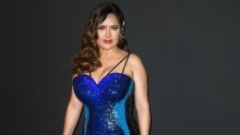 Prirodna ljepotica: Salma Hayek pokazala sijedu kosu i lice bez trunke šminke, a njezina formula za blistavu i sjajnu kožu sigurno će vas oduševiti