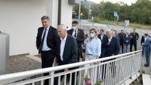 [FOTO] Plenković posjetio bolnicu u Matuljima, ravnatelj se pohvalio MR-om snage tri tesle