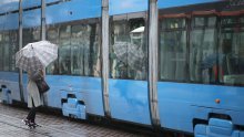 U Zagrebu tramvaj udario djevojčicu, čeka se dolazak hitne pomoći