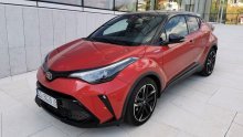 [FOTO/VIDEO] Vozili smo Toyotu C-HR GR SPORT, hibridni sportski crossover izvanrednog dizajna i sportskih detalja