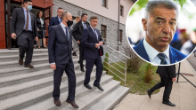 Plenković otvorio Razvojni centar u Gospiću kojeg je Milinović otvorio u ožujku. On tvrdi da su premijeru podvalili, a premijer da se Centar mogao otvoriti tek u srpnju