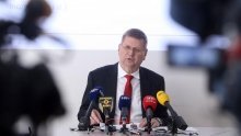 Hoće li Vlada povisiti rodiljne naknade?