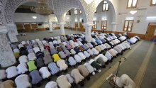 Kardinal Bozanić muslimanima čestitao Kurban Bajram