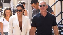 Zbog fatalne crnke spreman je na sve: Jeff Bezos odveo je zaručnicu na ručak, a društvo im pravi njezin bivši suprug