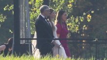 [FOTO] Premda je njihov brak tek završio, Melinda i Bill Gates zajedno su odveli kćerku pred oltar