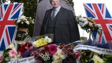 Ubojica britanskog parlamentarnog zastupnika optužen za ubojstvo i terorizam, ali motiv napada ostaje nepoznat