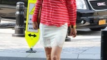 Ima li Katie Holmes samo jedne cipele?