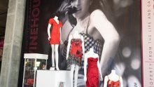 Gotovo 800 osobnih predmeta Amy Winehouse našlo se na dražbi na Beverly Hillsu
