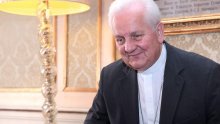 Biskup Komarica: Hrvati u BiH propadaju, a o njima BiH ovisi
