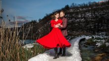 [FOTO, VIDEO] Ljubavni 'portret' Zvjezdana Ružića: Pijanist na magičnim Plitvicama uglazbio sudbonosni susret