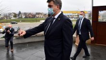 [FOTO] Plenković u Pleternici: U projektu 'Slavonija' ugovoreno 18,5 milijarda kuna
