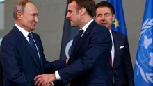 Macron i Putin razgovarali telefonom; složili se da je potrebno smiriti migrantsku krizu u Bjelorusiji