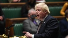 Johnson na udaru kritika zbog prošlogodišnje božićne zabave tijekom karantene