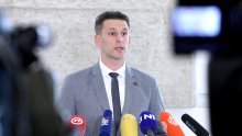 Most kreće u skupljanje potpisa za referendum o covid potvrdama