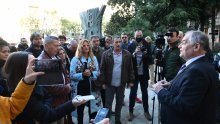 Prosvjednici pred Županijom u Splitu: Provođenje ovih mjera protuzakonito i protuustavno