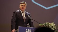 Plenković s Božinovićem otputovao u Crnu Goru; sastaje se Srednjoeuropska inicijativa; u Budvu stiže i Hans Kluge