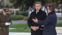 Plenković: Milanović zamajava hrvatsku javnost izjavom o cijeni Rafalea. Kao vrhovni zapovjednik moraš malo paziti, čitati papire