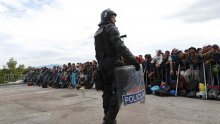 Europsko bešćutno 'šalji dalje' izbjeglicama