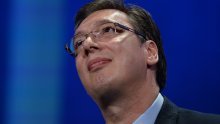 Vučić ne vadi Hrvatsku iz usta i pritom roni krokodilske suze