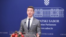 [FOTO/VIDEO] Zurovec podržao Mostovu referendumsku inicijativu