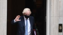 [VIDEO] Osoblje britanskog premijera zabavljalo se na domjenku za vrijeme lockdowna, Johnson se ispričao: 'Uvjeravali su me nekoliko puta da nije bilo zabave!'